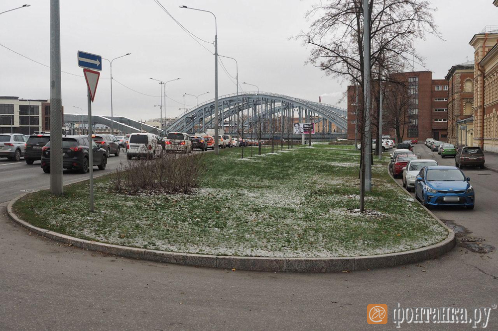 Набережная Обводного канала от Кременчугской улицы до железной дороги